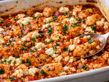 É assim que se faz um frango incrivelmente saboroso: basta colocar todos os ingredientes em uma panela só