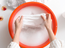 Você nunca usou esse produto de limpeza para lavar roupa na máquina, mas deveria!