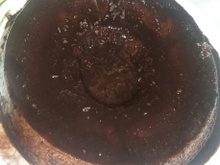 Pudim de leite com calda de chocolate