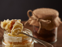 Bolo de pote de leite em pó e brigadeiro: como fazer