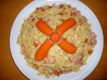 Ovo mexido simples com macarrão