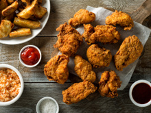 Frango frito igual ao de fast-food: truques para receita ficar crocante e sequinha