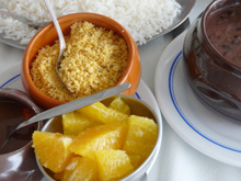 Como fazer laranjas fatiadas: confira um truque simples