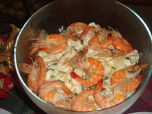 Salada de camarão com batatas