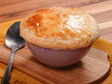 Você NÃO imagina o que é isso! Descubra a receita que está por baixo desta massa DELICIOSA