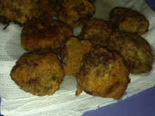 Bolinho de carne moída à milanesa