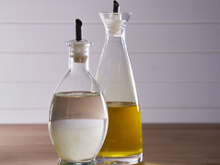 Misturar vinagre e azeite: por que recomendam essa combinação e para que serve?