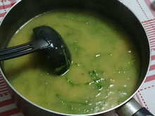 Tubérculos na floresta (sopa de batatas)