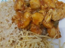 Peito de frango ensopado com alho poró