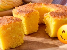 Bolo de fubá cremoso pra servir com café: quando a levo à mesa, não sobra um único pedaço