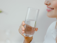 Afinal, o que eu bebo de chá e café entra na quantidade ideal de água que devo tomar por dia?