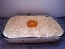 Pavê de quatro leites com abacaxi e chocolate branco