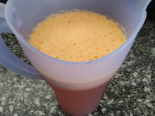 Suco de acerola com limão