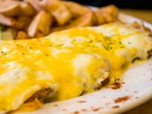 Filé de peixe à parmegiana