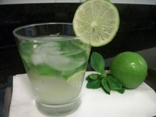 Caipirinha com Hortelã