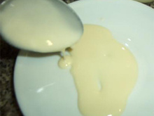 Leite condensado caseiro delicioso
