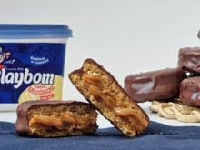 Alfajor de doce de leite com chocolate 