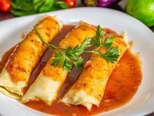 Massa de panqueca sem graça nunca mais: com esse truque ela fica saborosa e combina com qualquer recheio