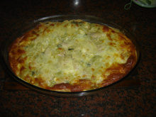 Souflé de abobrinha com frios e queijo branco