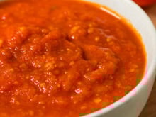 Narda Lepes, chef: “O molho mais fácil de todos leva 1 litro de purê de tomate, 100g de manteiga e 1/2 cebola”