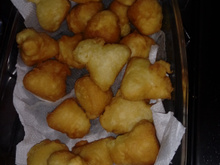 Bolinho de chuva sem leite e ovos fácil