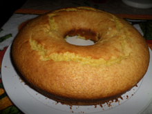Bolo de laranja com casca