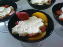 Brigadeiro com frutas