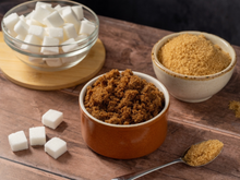 Açúcar mascavo, demerara ou refinado: entenda as diferenças e saiba qual usar em cada receita