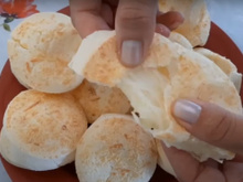 Receita de pão de queijo de liquidificador perfeita: já fiz muitas receitas e essa é a única que SEMPRE dá certo!
