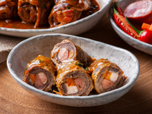 Bife à rolê na panela de pressão: receita para um jantar diferente e cheio de sabor