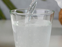 Muito consumida nas praias, o brasileiro ama essa bebida nutritiva, mas ela não deve ser consumida por todo mundo!