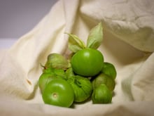 Se você tem cascas de tomate verde você tem um tesouro: 5 maneiras de usá-las e evitar jogá-las fora