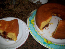 Bolo de fubá com goiabada