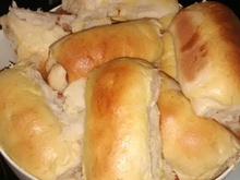 Massa básica para pizza, enroladinho no forno, pães etc.