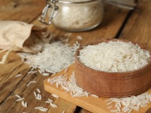 Antes de gastar com perfume de banheiro, veja este truque de vó que realmente funciona