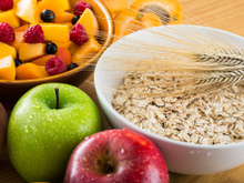 Como reduzir o inchaço durante a TPM por meio da alimentação