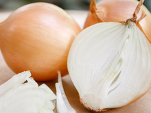 Comprou cebola demais? Essa dica de milhões vai te ensinar como conservar o ingrediente por meses!