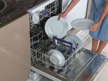 Um truque simples pode prolongar significativamente a vida útil da sua máquina de lavar louça: tudo o que você precisa é de um palito de dente