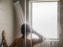 5 motivos para repensar o banho quente em dias frios