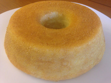 Bolo de fubá com coco