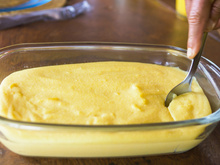 Como fazer angu de fubá do jeito certo: TudoGostoso ensina receita e técnica para o prato perfeito