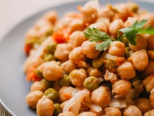 7 receitas com grão-de-bico deliciosas, práticas e nutritivas para incluir no cardápio da semana toda
