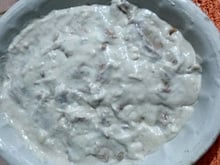 Peito de frango grelhado com molho branco