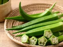 Aprendi a fazer essa receita de quiabo crocante com a minha avó, só que ela fazia no forno e eu prefiro dourar na airfryer