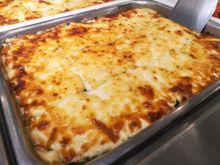 Nem bolonhesa, nem molho branco: a lasanha de estrogonofe é a melhor receita de todas e vai te deixar com água na boca