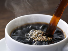 Como fazer café sem uma cafeteira, mas igualmente delicioso: aqui estão as melhores técnicas, é fácil e rápido