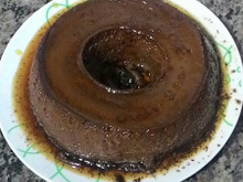 Pudim de leite condensado com chocolate e café