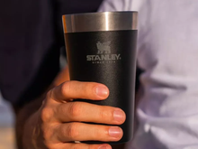 Por que você deveria investir em um copo térmico (e aproveitar as promoções da Stanley no Mercado Livre)?
