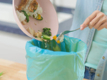 Nunca tenha só uma lixeira na cozinha: essa prática pode ser perigosa para a sua casa!