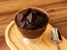 Mousse de chocolate com abobrinha? Não achei que funcionaria até testar a receita e perceber que fica uma delícia e não afeta o sabor